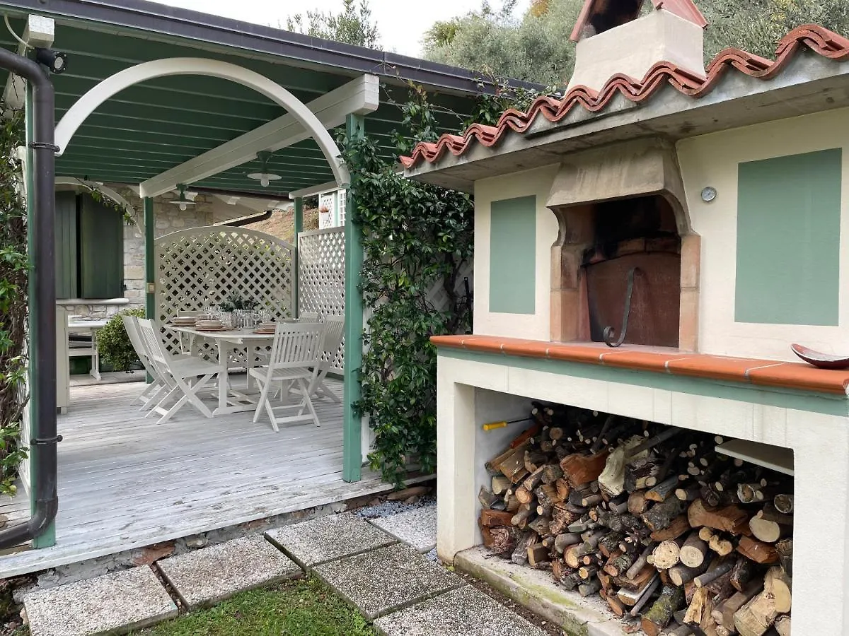 Chalet Vela Natura E Relax غافاردو